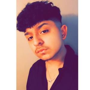 Meet your Posher, Alex